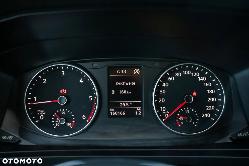 Volkswagen T6 Transporter - 29