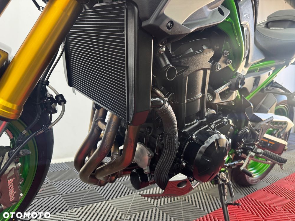 Kawasaki Z 900 - 15