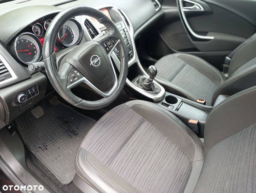 Opel Astra 1.4 T Enjoy S&S - 12