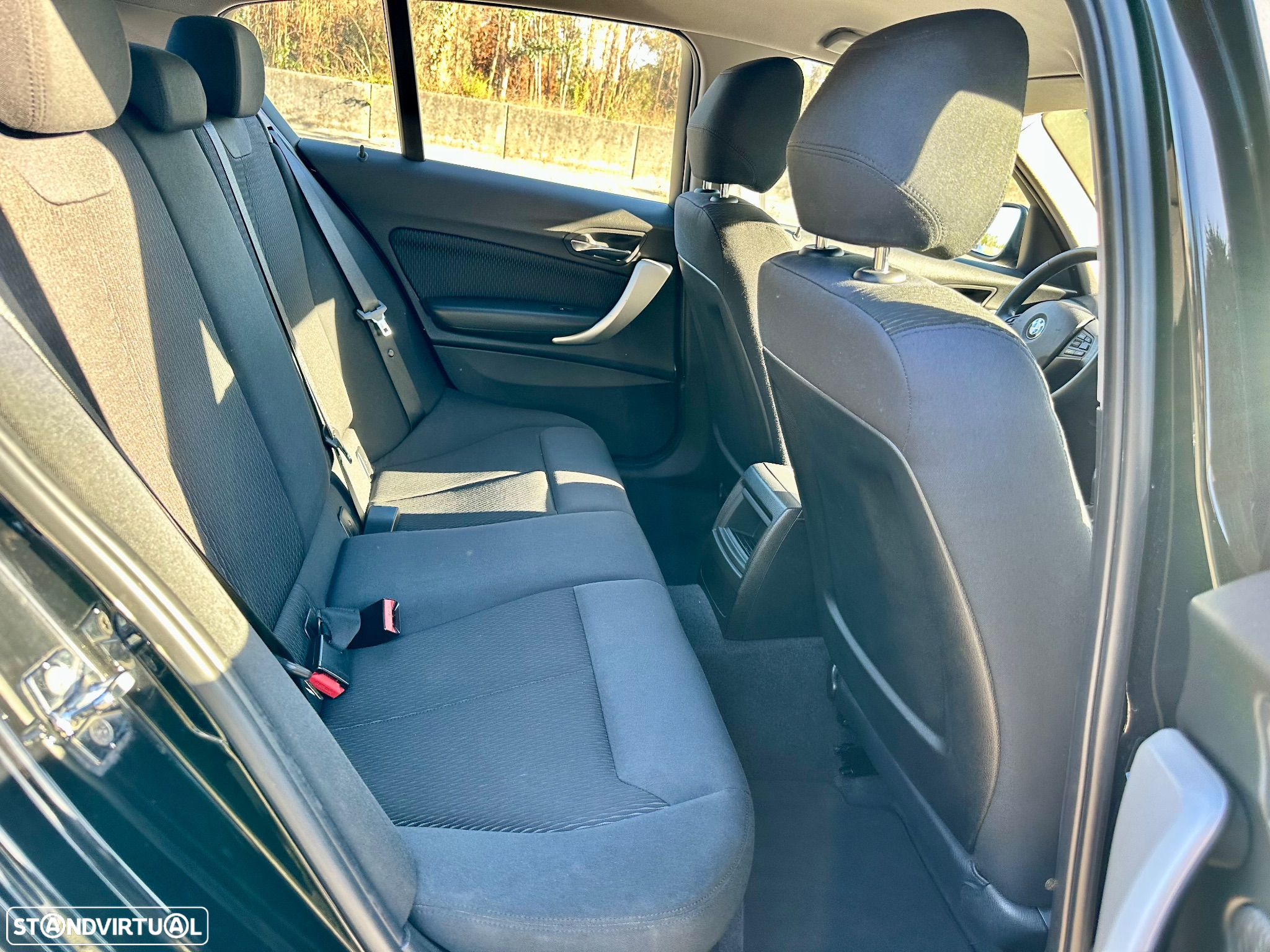BMW 116 d EfficientDynamics - 23