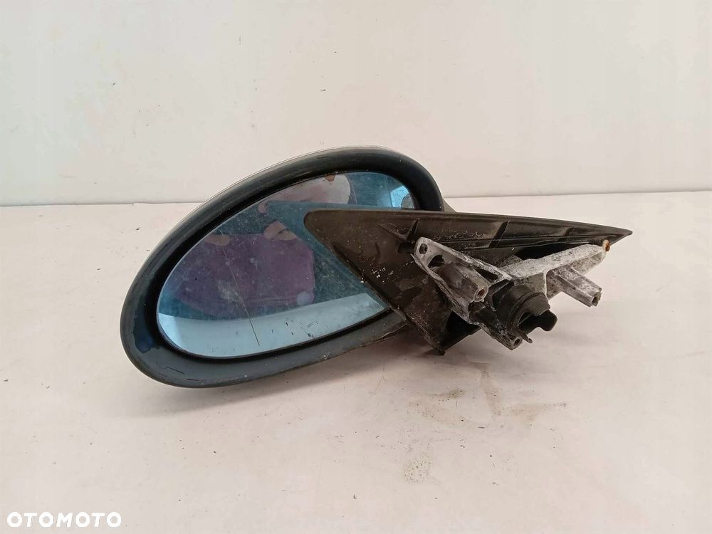 LUSTERKO LEWE BMW 3 E90 05-11 5 PIN - 2