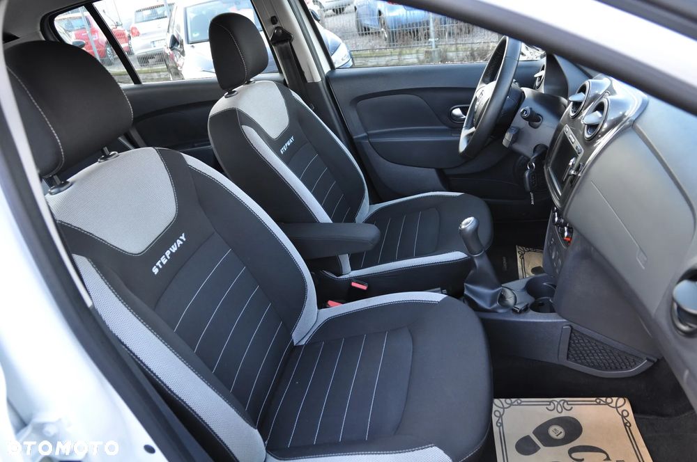 Dacia Sandero Stepway TCe 90 Prestige - 10