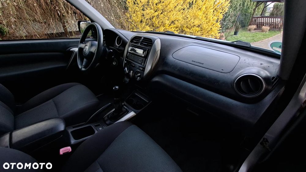 Toyota RAV4 1.8 VVT-i Terra 2WD - 20