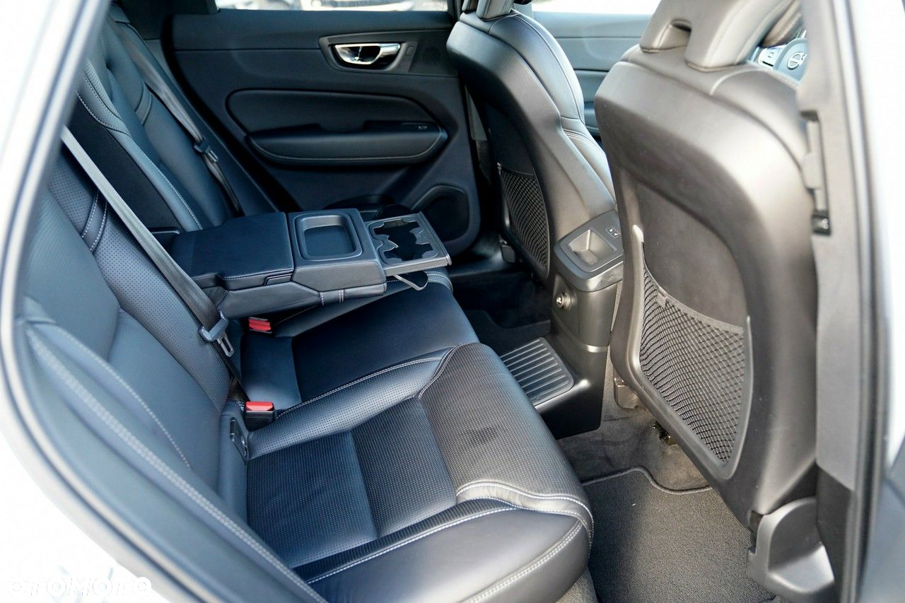 Volvo XC 60 - 20