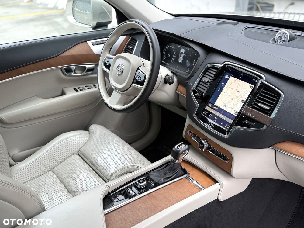 Volvo XC 90 D5 SCR AWD Inscription - 31