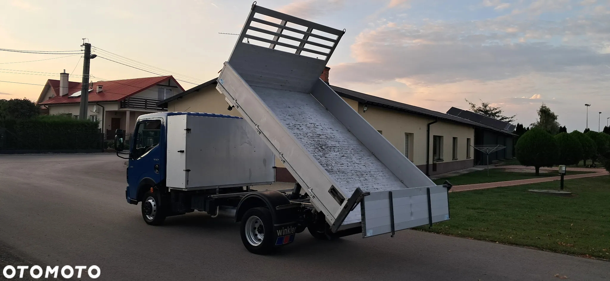 Renault Maxity 130.35 - 5