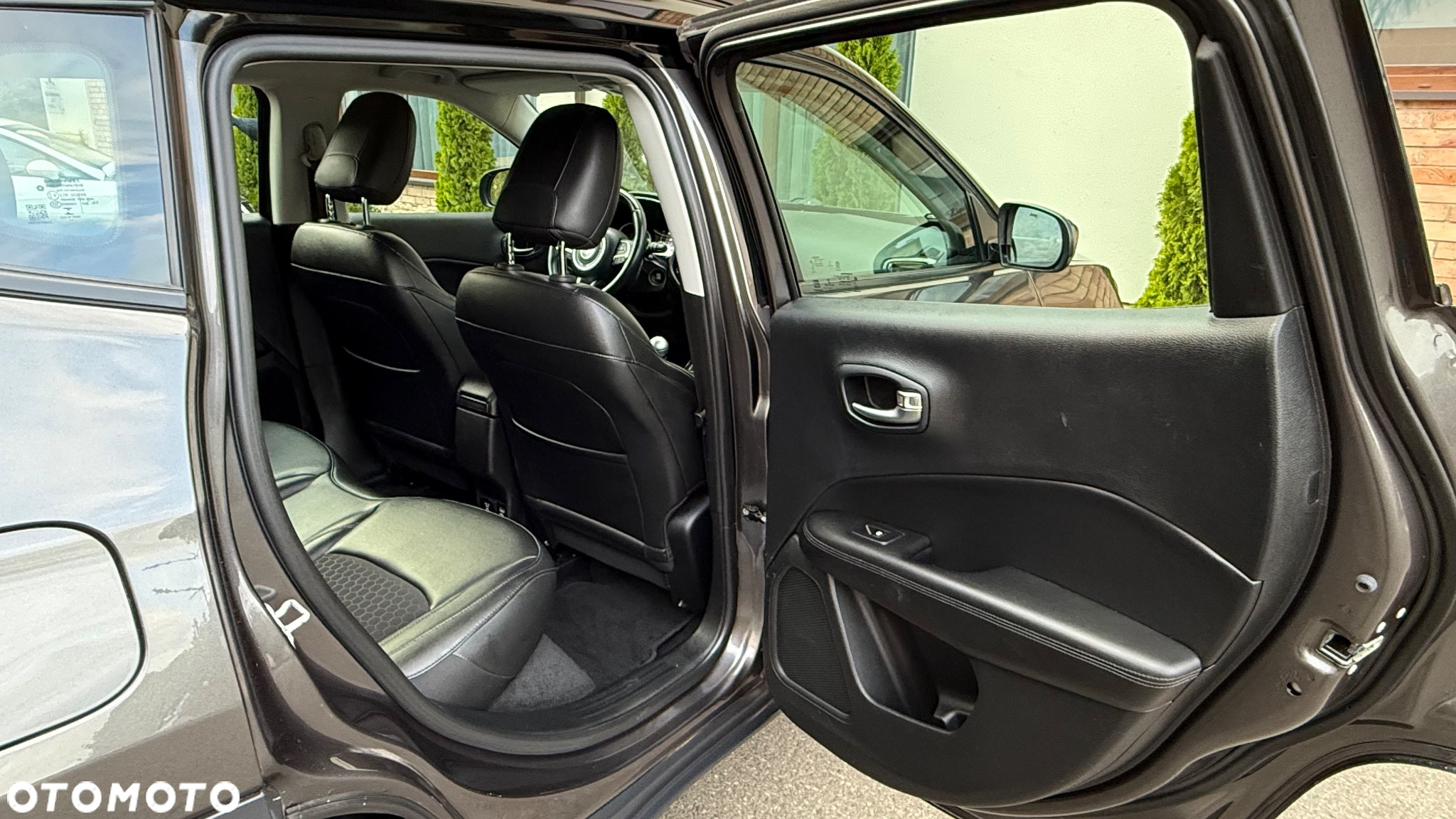 Jeep Compass 1.4 TMair Night Eagle FWD S&S - 16