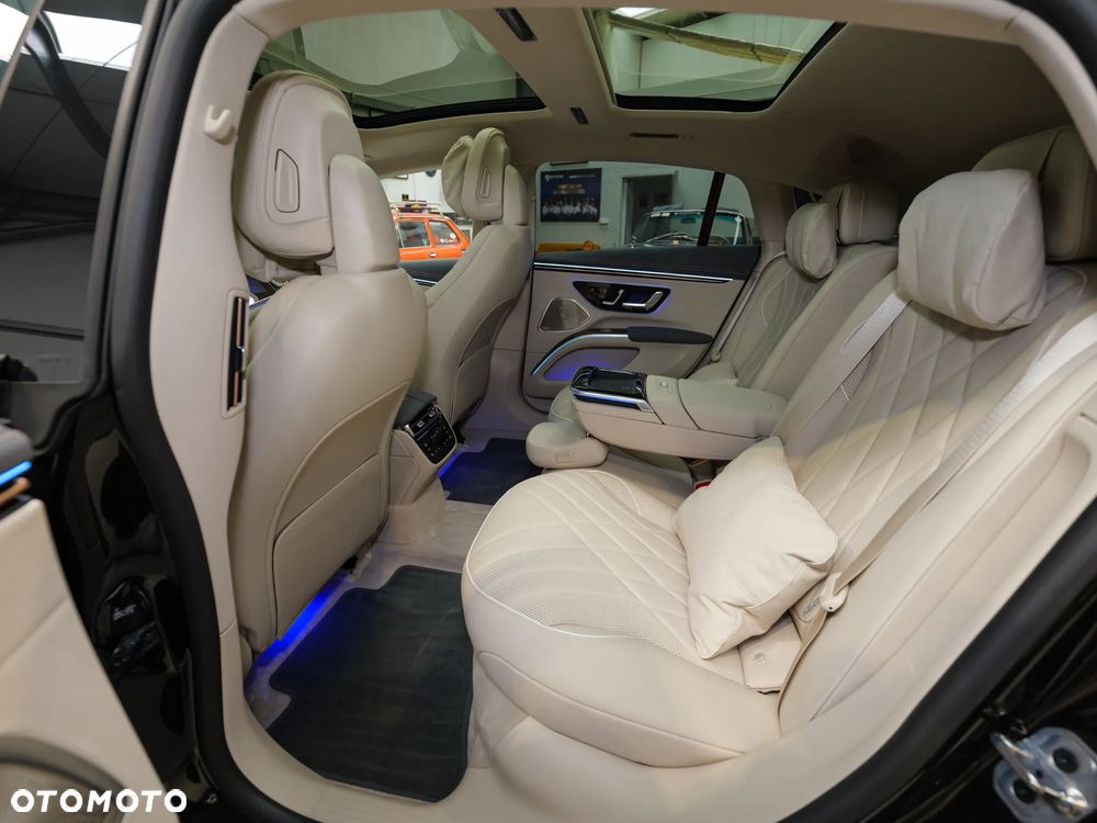 Mercedes-Benz EQS 580 107.8kWh 4-Matic AMG Line - 17