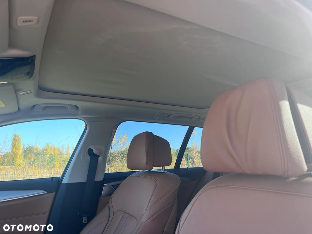 BMW Seria 5 - 25