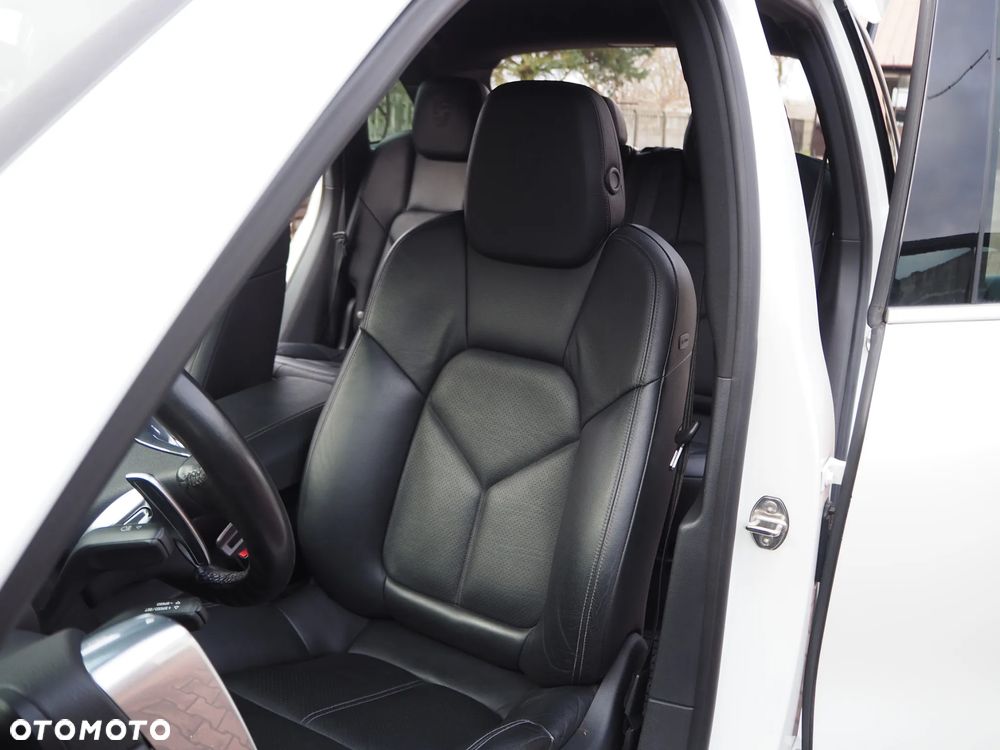 Porsche Cayenne Diesel - 24