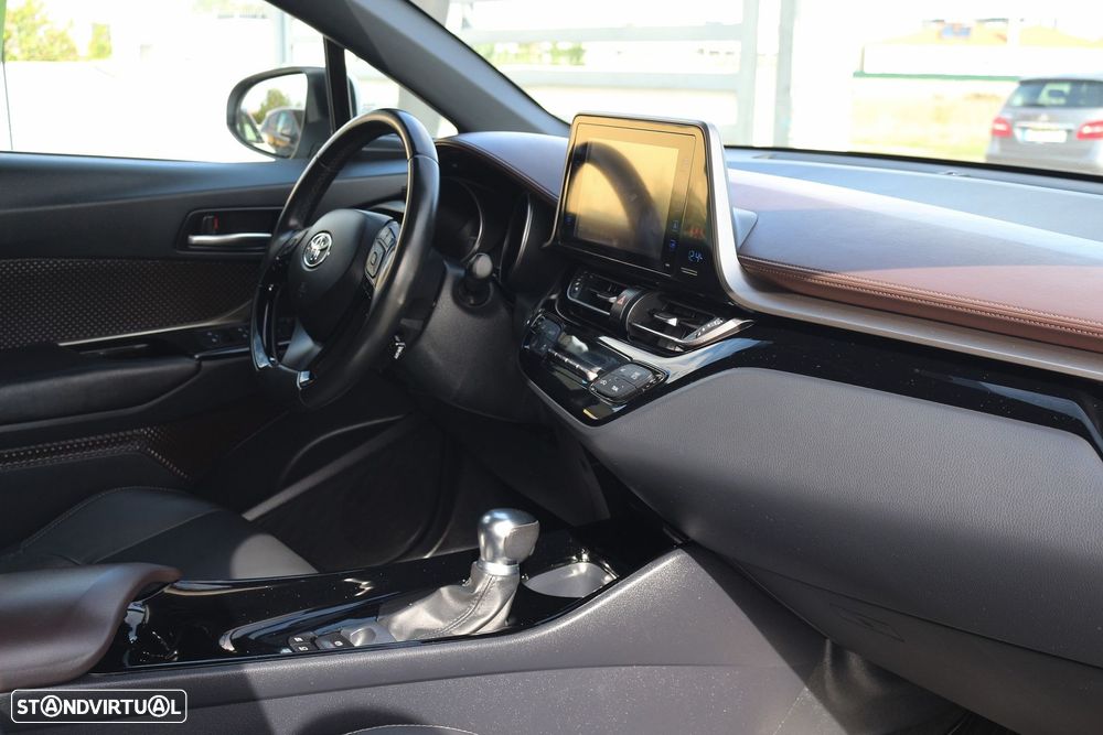 Toyota C-HR 1.8 Hybrid Exclusive+P.Luxury - 42