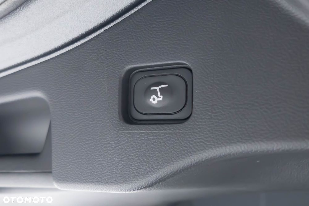 Ford Mondeo 2.0 Hybrid Titanium - 41