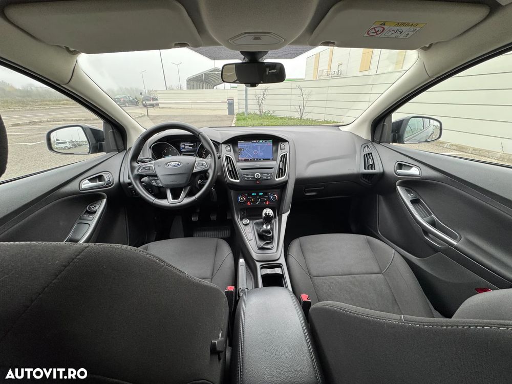 Ford Focus 1.5 TDCi DPF Start-Stopp-System Business - 12