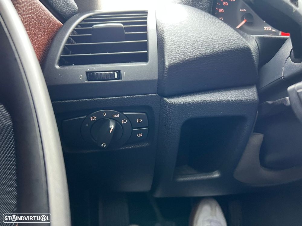 BMW 118 d Line Sport - 27