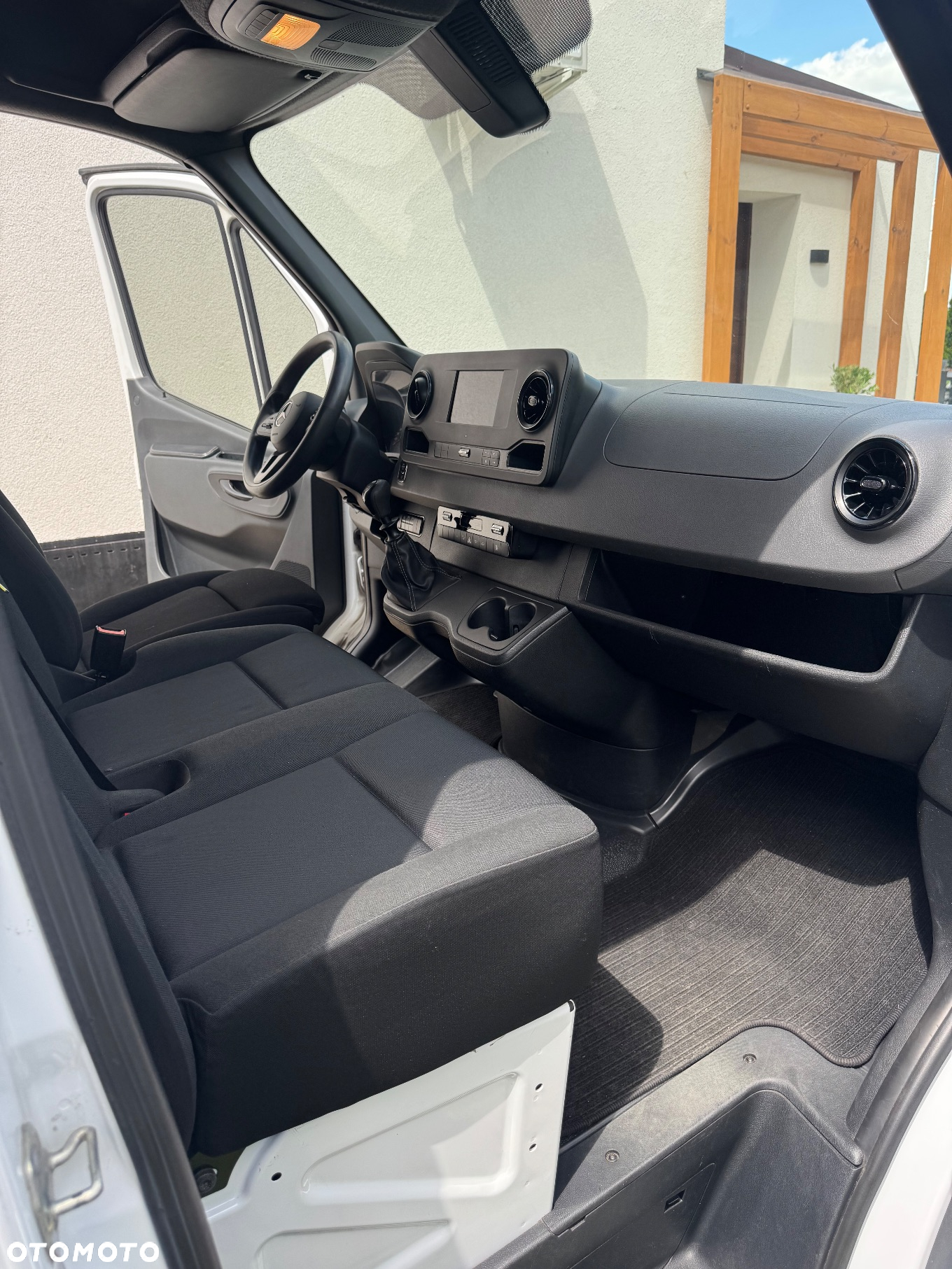 Mercedes-Benz Sprinter - 8