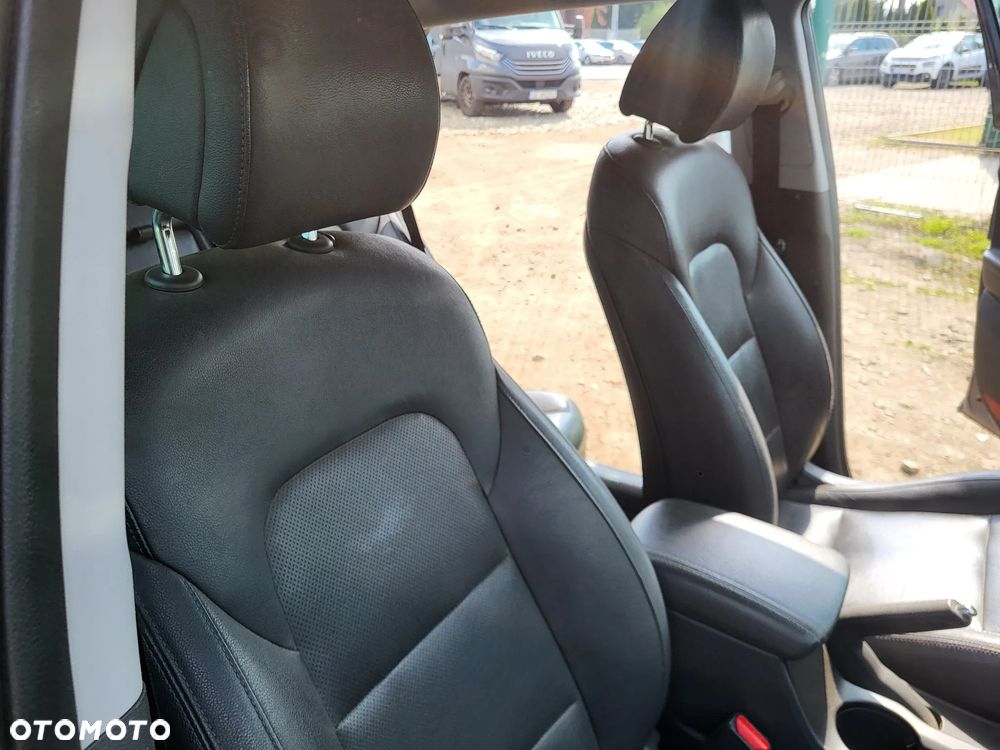 Hyundai Tucson 2.0 CRDi 4WD Passion - 33