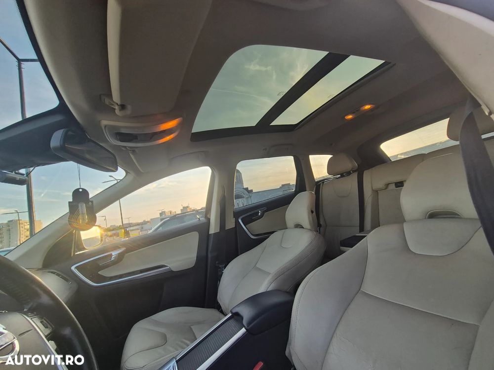 Volvo XC 60 D5 AWD Summum - 10