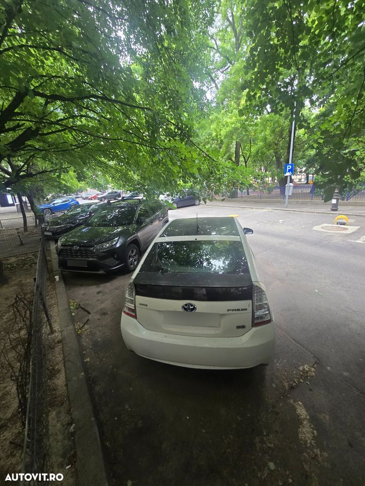 Toyota Prius HSD Luna - 10