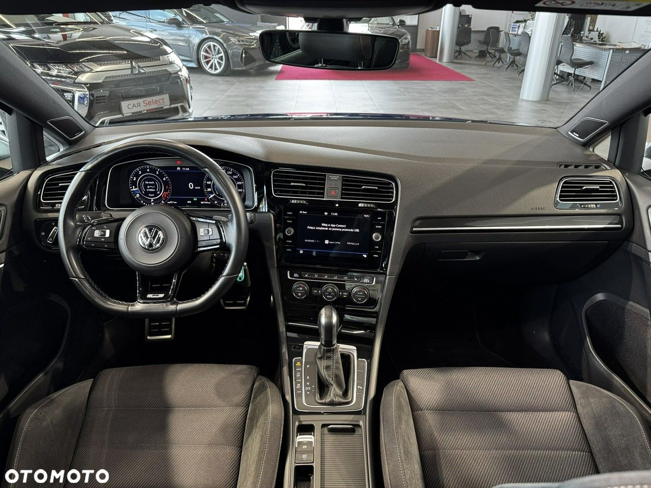 Volkswagen Golf - 24