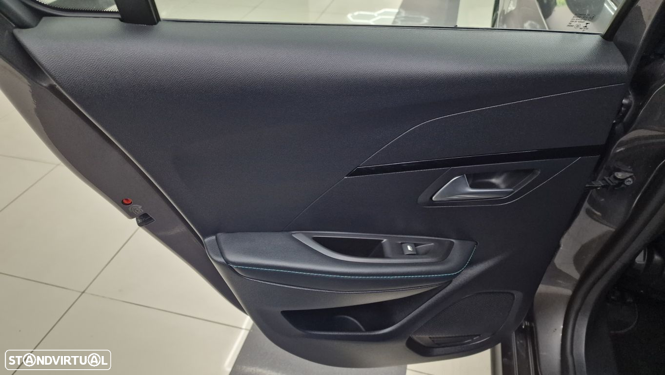 Peugeot 208 1.2 PureTech Allure Pack EAT8 - 43