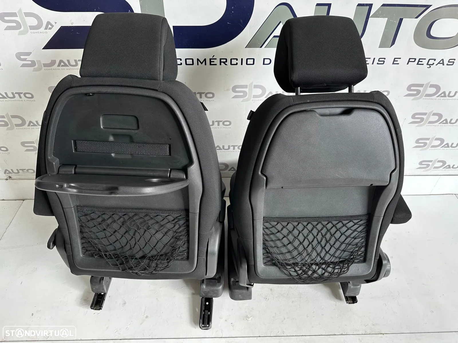 Conjunto Bancos (7 lugares) - Citroen C4 Grand Picasso II (2016) - 9