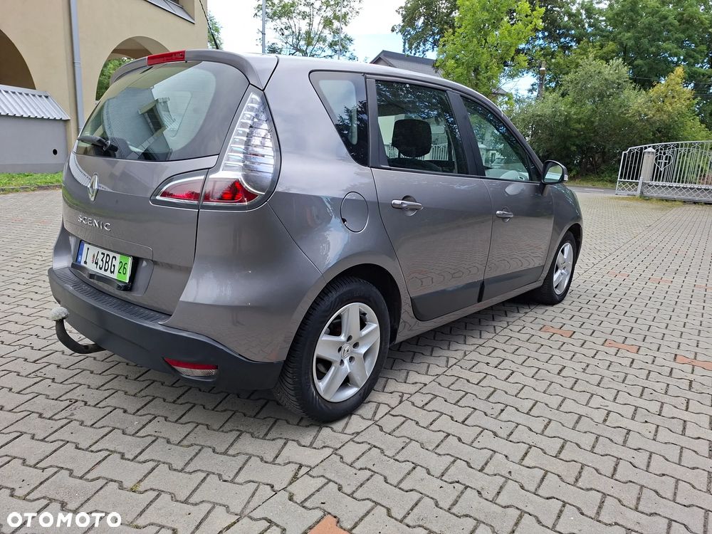 Renault Scenic 1.6 16V TomTom Edition - 12