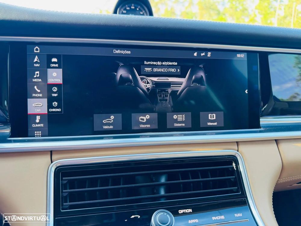 Porsche Panamera Sport Turismo 4 E-Hybrid - 46