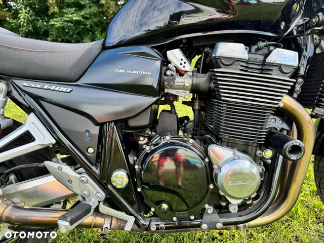 Suzuki GSX - 4