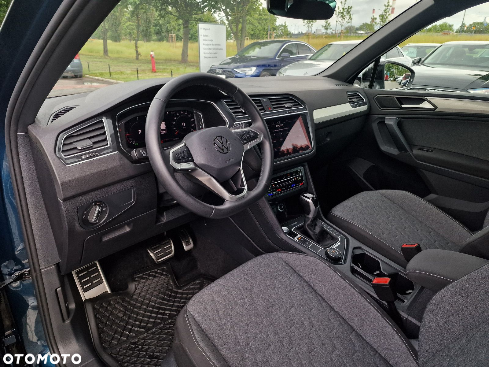Volkswagen Tiguan 2.0 TDI SCR 4Mot Elegance DSG - 12