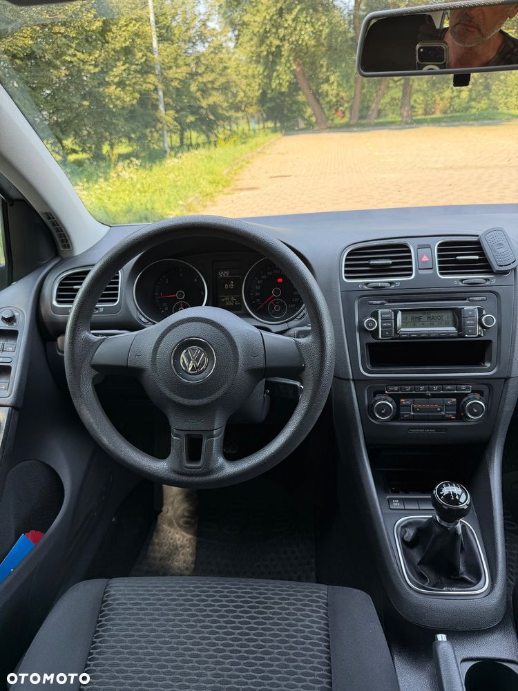 Volkswagen Golf - 18