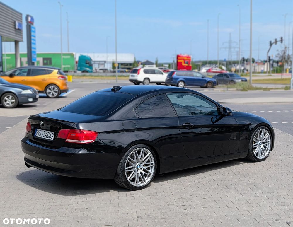 BMW Seria 3 330d - 2