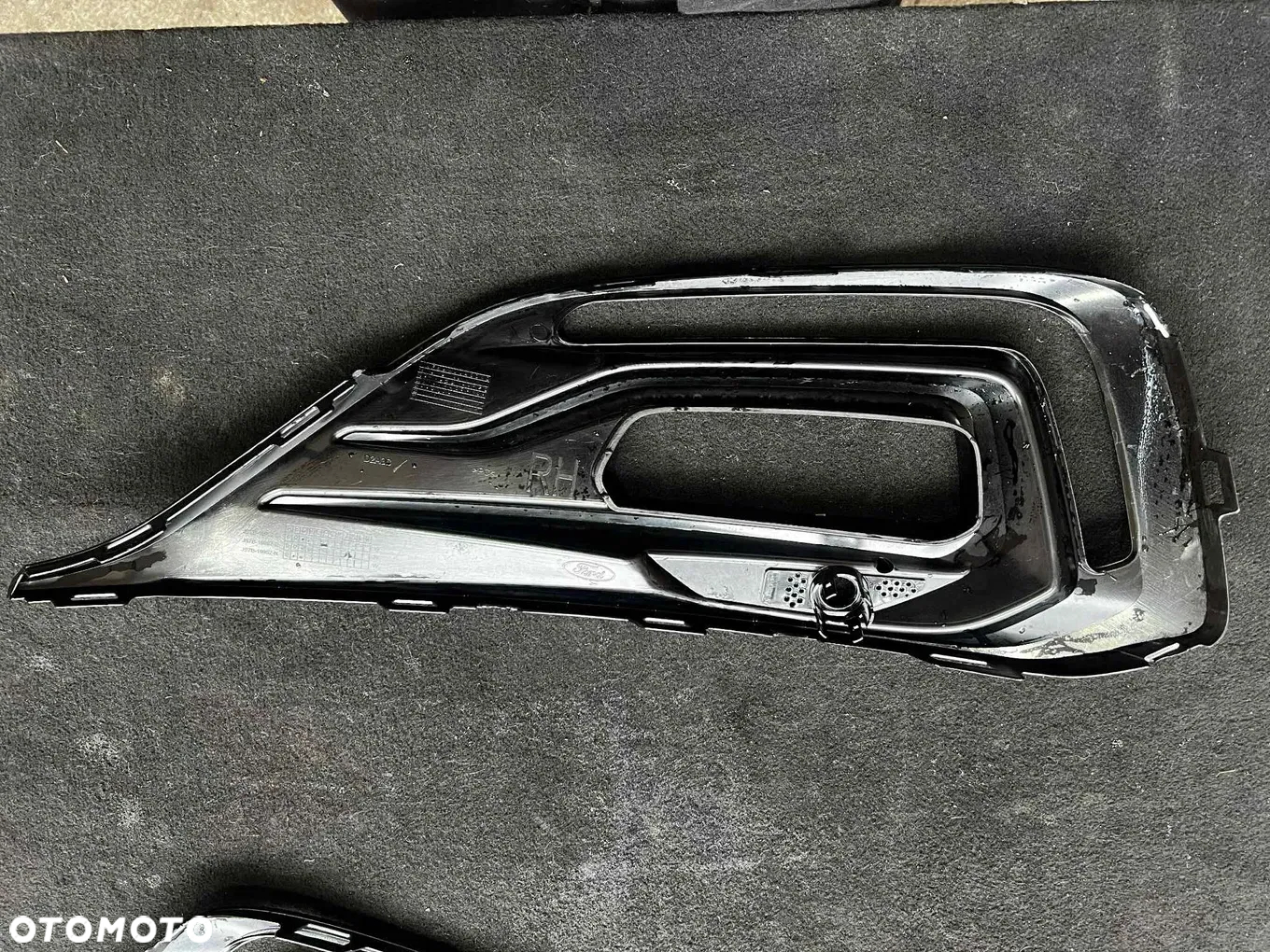 Ford Mondeo MK5 - RAMKA HALOGENU - KRATKA Zderzaka Lewa/Prawa - JS7B19952, JS7B19953, DS7319953 - 5