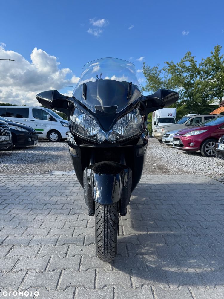 Kawasaki GTR - 5