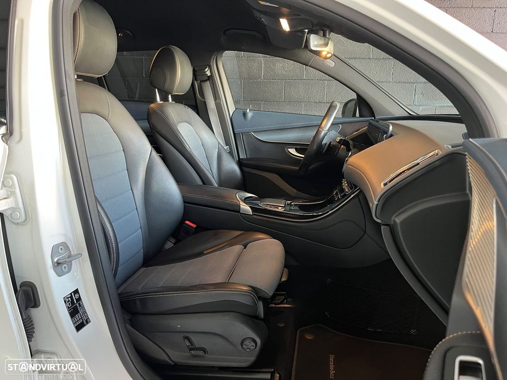 Mercedes-Benz EQC 400 4Matic - 11