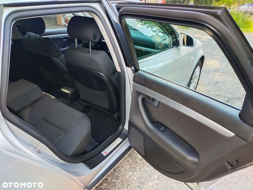Audi A4 Avant - 13