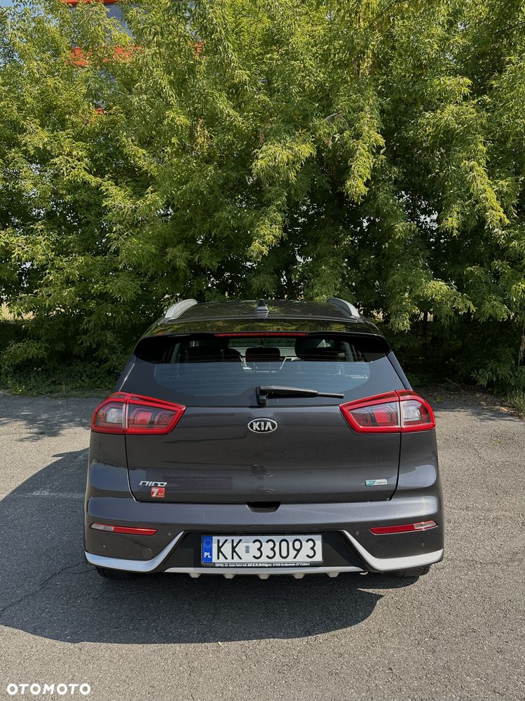Kia Niro 1.6 GDI Hybrid L - 11