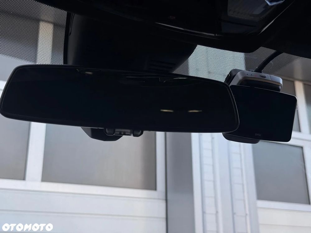 BMW Seria 3 330i xDrive M Sport sport - 22