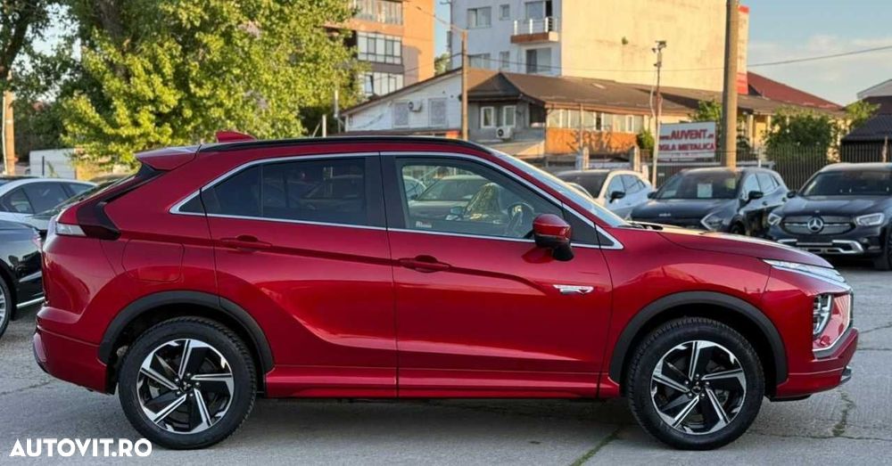 Mitsubishi Eclipse-Cross - 11