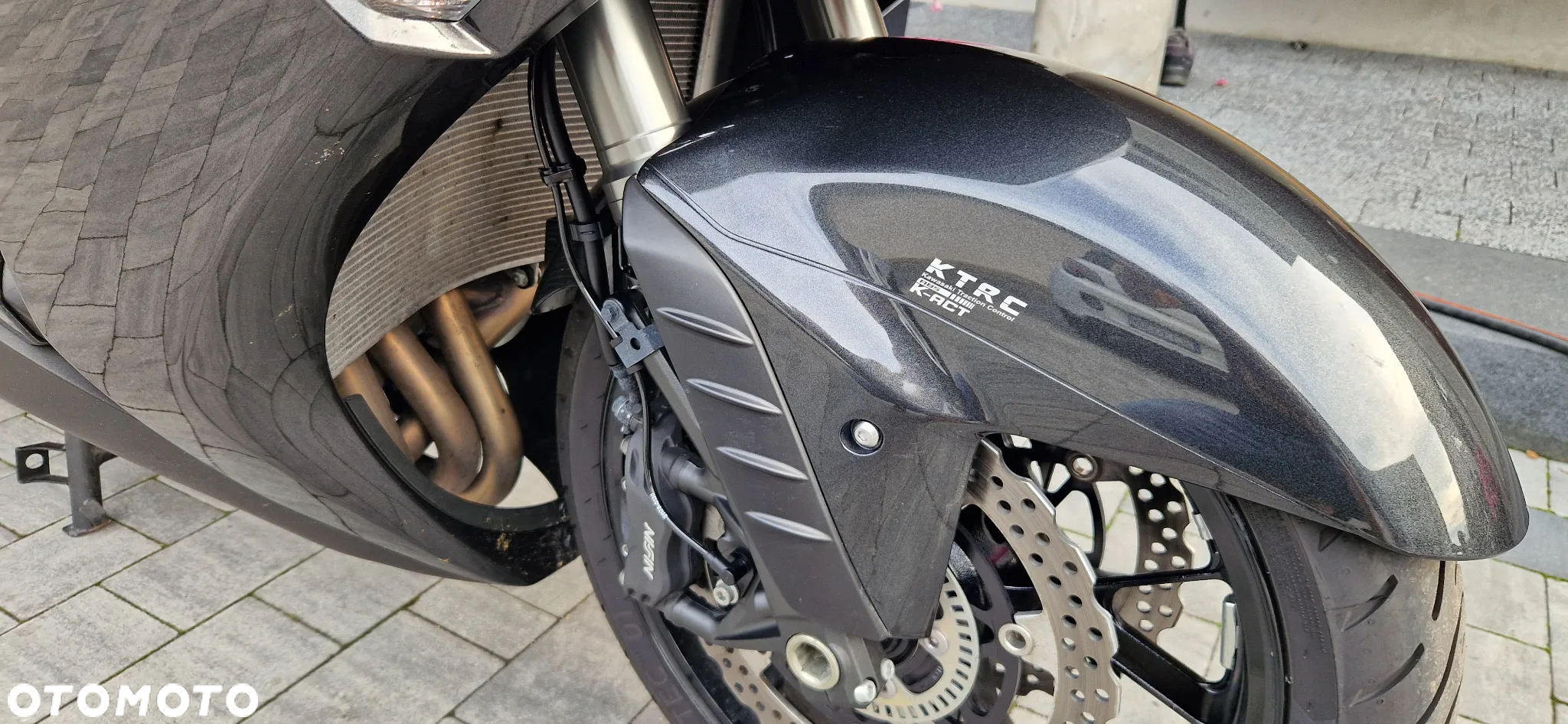 Kawasaki GTR - 6