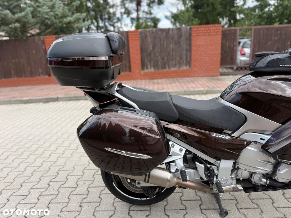 Yamaha FJR - 10