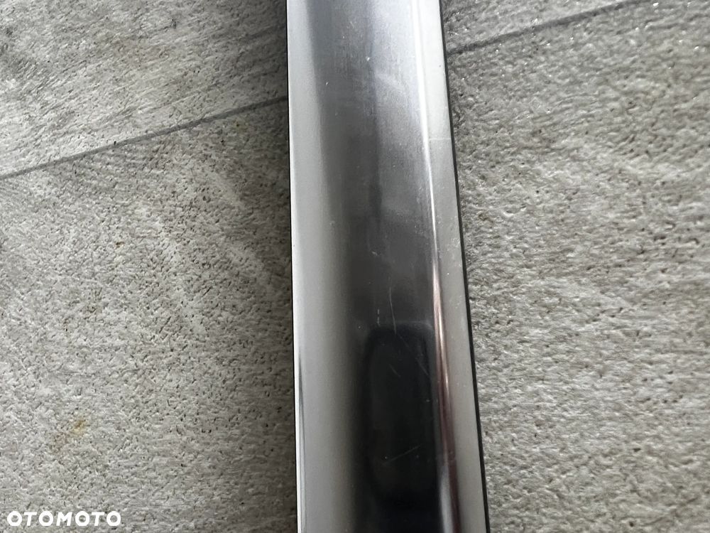 USZCZELKA SZYBY RAMKI DRZWI LISTWA ZGARNIAJĄCA LEWY LEWA PRZÓD AUDI Q3 83A  LEWY PRZÓD LEWA PRZEDNIA CHROM 83A837431 83A837475 - 4