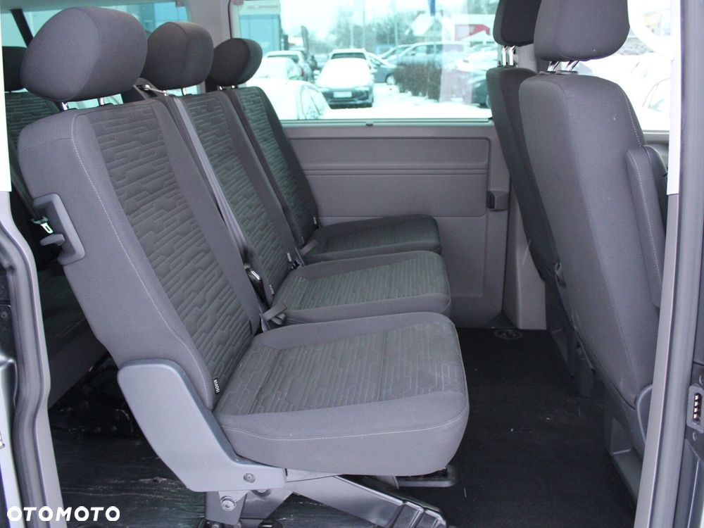 Volkswagen Caravelle 2.0 TDI L2 Comfortline DSG - 15