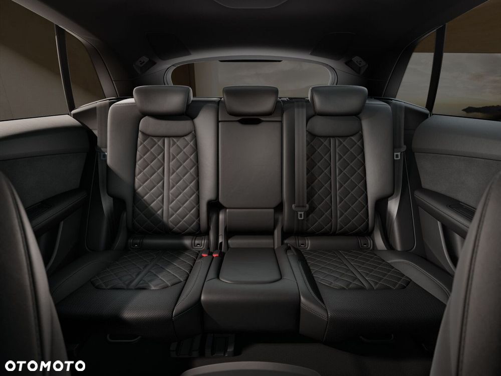 Audi Q8 - 9