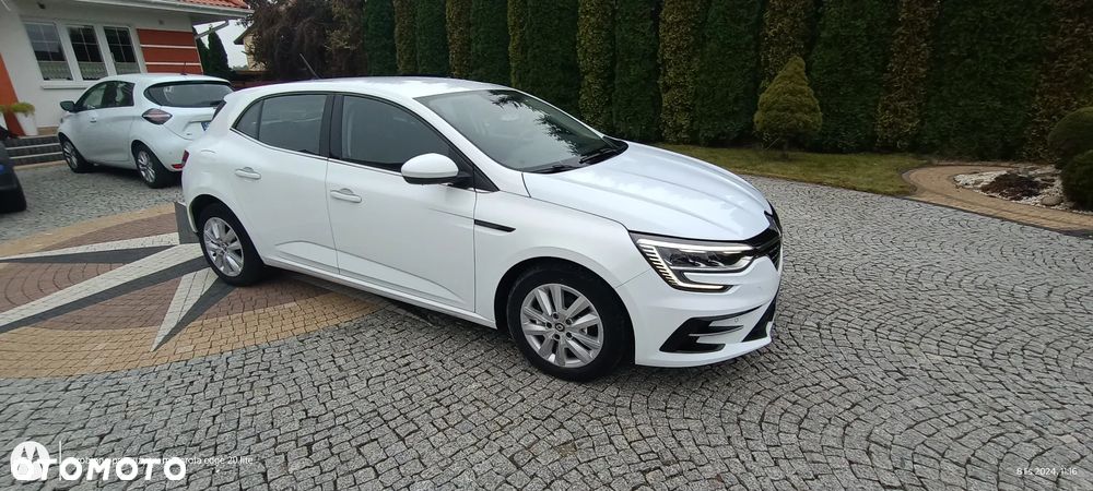 Renault Megane 1.5 Blue dCi Techno EDC - 2