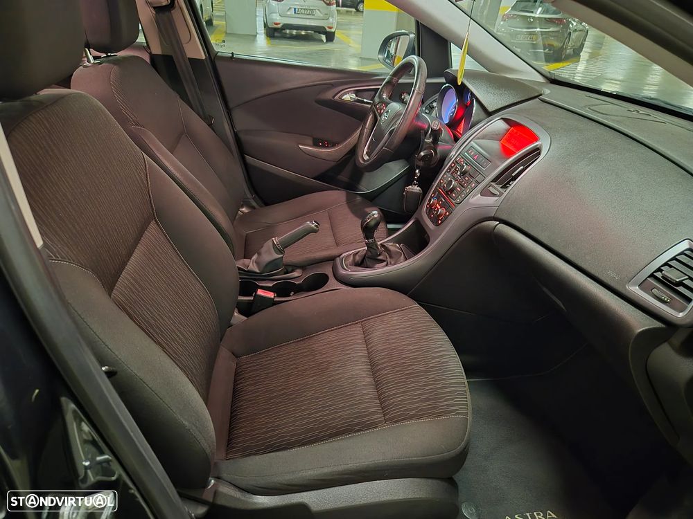 Opel Astra Sports Tourer 1.3 CDTi Enjoy S/S - 27