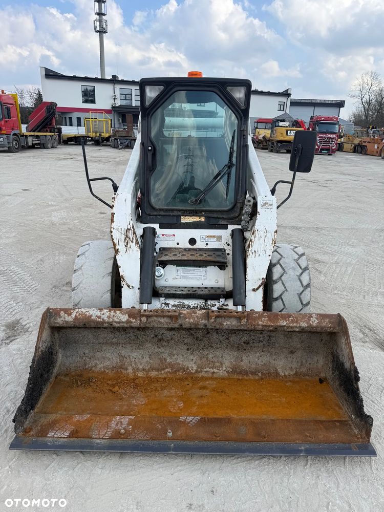 Bobcat S300 / 3801 kg / 2008r / - 8