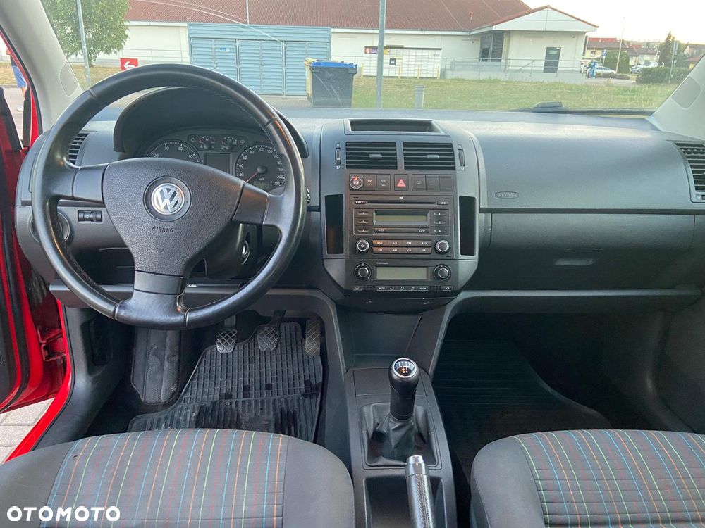 Volkswagen Polo 1.6 Trendline - 12