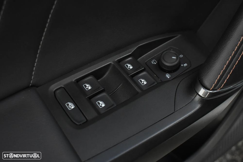 Cupra Leon 1.4 e-Hybrid VZ DSG - 28