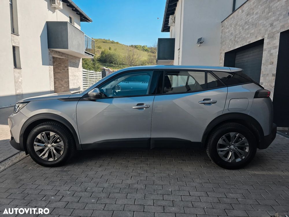 Peugeot 2008 PureTech 130 EAT8 Allure Pack - 4