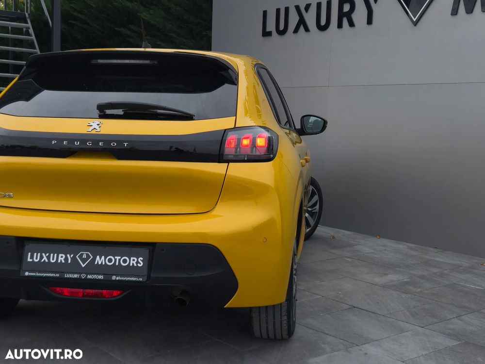 Peugeot 208 1.2 L PureTech STT Allure Pack - 34